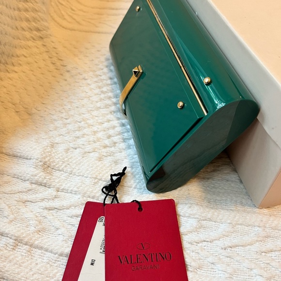 Valentino hard case case clutch (emerald green Color) - Picture 3 of 6
